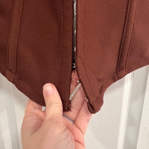 Windsor‎ Corset Halter Top - Picture 8 of 8